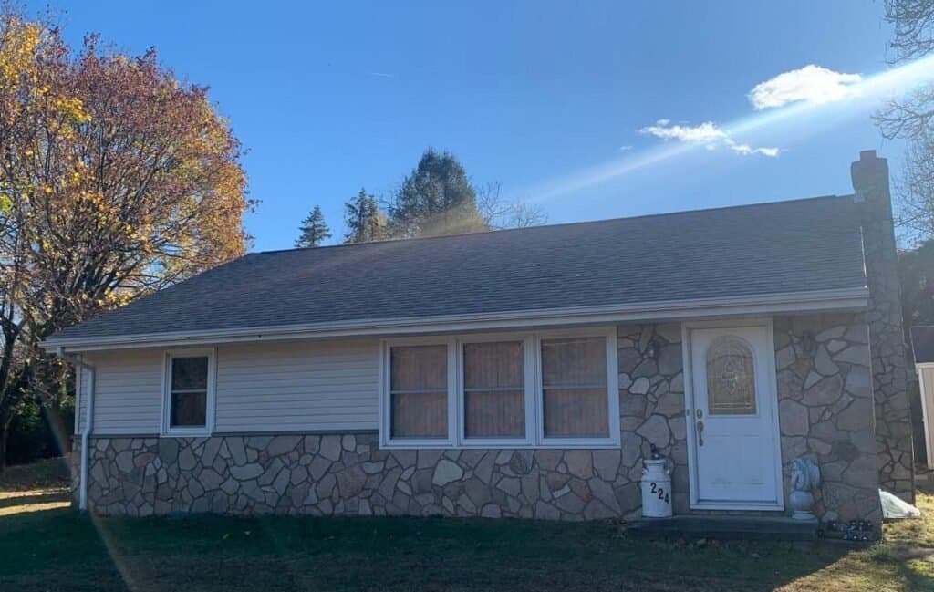 New asphalt shingle roof on a ranch home in Berks County, PA